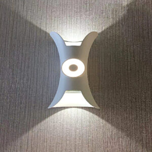 Đèn sân vườn hắt 2 đầu chống nước VNT – 6005