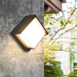 Đèn trang trí ngoài trời hình thoi VNT – 604A – 20